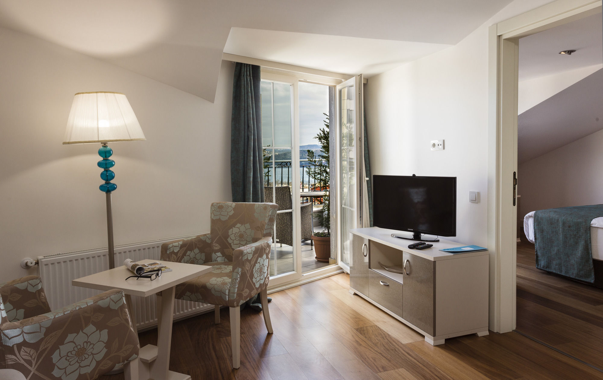 Turkuaz Suites Istanboel Buitenkant foto